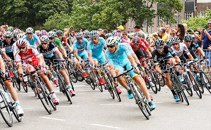 英文视角下的运动赛事：分析与展望